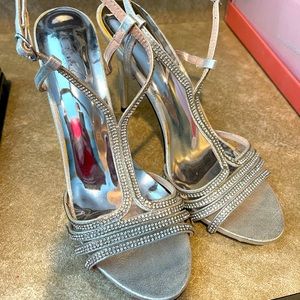Camille La Vie, silver high heel shoes. Size 8